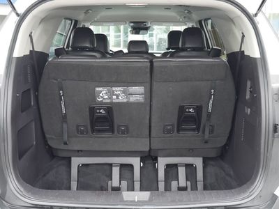 2025 Kia Carnival - Photo 16