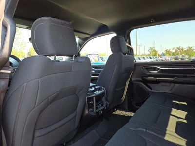 2026 Ram 1500 — photo 9 view