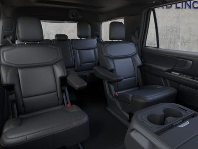 2026 Ford Expedition - Photo 11