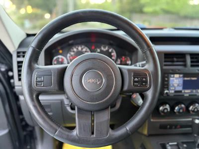 2012 Jeep Liberty — photo 22 view