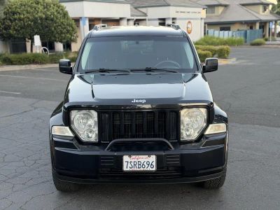 2012 Jeep Liberty — side profile view