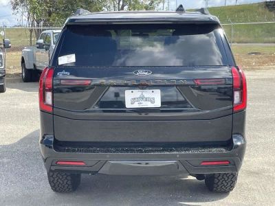 2026 Ford Expedition - Photo 4