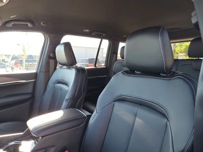 2026 Jeep Grand Cherokee — photo 11 view