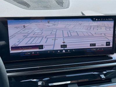 2026 BMW X5 — photo 10 view