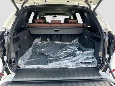 2026 BMW X5 — photo 17 view