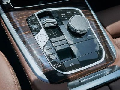 2026 BMW X5 — photo 12 view