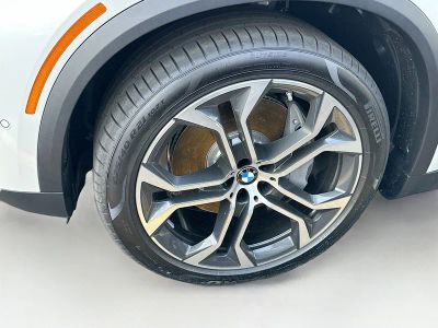 2026 BMW X5 — photo 21 view