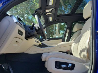 2026 BMW X5 — photo 22 view