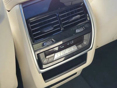 2026 BMW X5 — photo 15 view