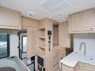 2026 Coachmen RV Leprechaun — photo 19 view