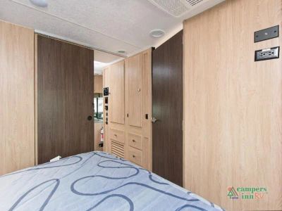 2026 Coachmen RV Leprechaun — photo 28 view
