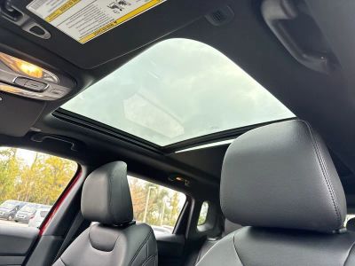 2026 Jeep Compass — photo 16 view