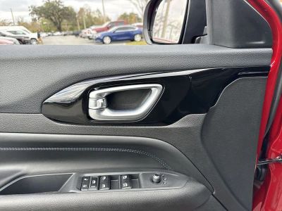 2026 Jeep Compass — photo 12 view