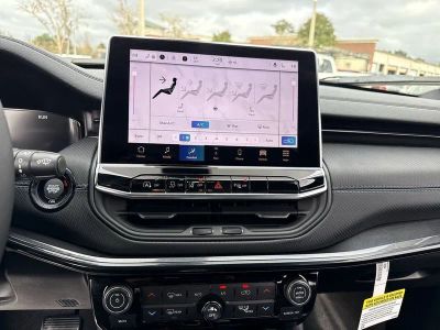 2026 Jeep Compass — photo 21 view
