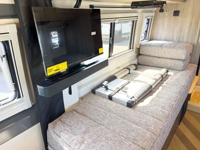2026 Winnebago TRAVATO - Photo 13