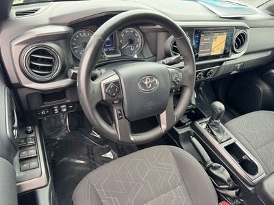 2017 Toyota Tacoma TRD Sport Double Cab - Photo 18