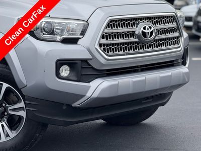 2017 Toyota Tacoma TRD Sport Double Cab - Photo 6