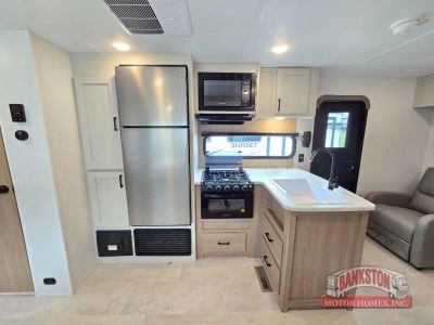 2026 Aspen Trail LE 26RL — photo 10 view