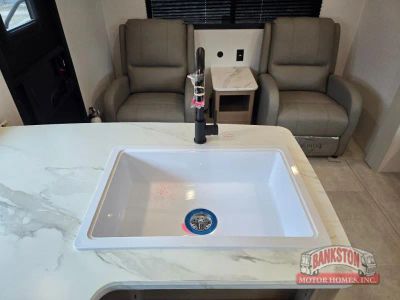 2026 Aspen Trail LE 26RL — photo 11 view