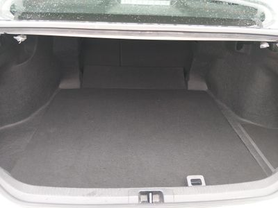 2025 Toyota Camry — photo 11 view