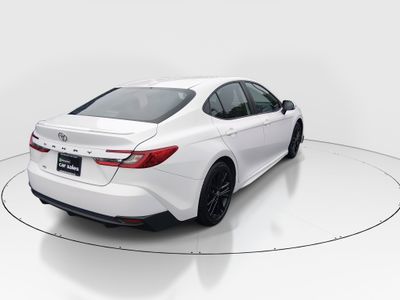2025 Toyota Camry — photo 7 view