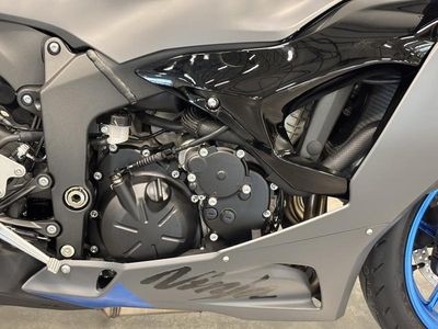 2026 Kawasaki Ninja ZX-6R ABS - Photo 13