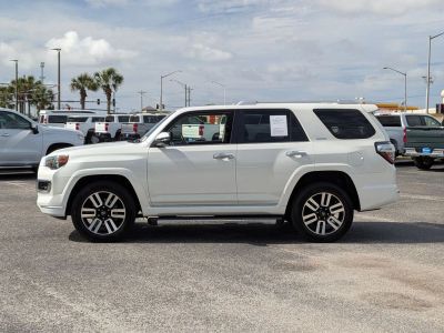 2023 Toyota 4Runner - Photo 2