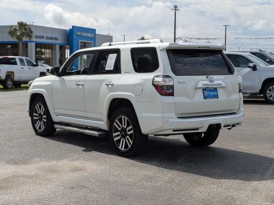 2023 Toyota 4Runner - Photo 3