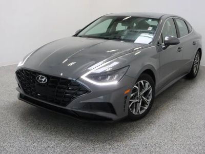 2022 Hyundai Sonata FWD - Photo 2