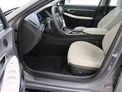 2022 Hyundai Sonata FWD - Photo 14