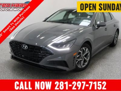 2022 Hyundai Sonata FWD - Photo 1
