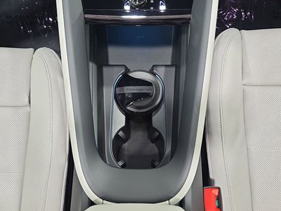 2026 Porsche Macan Electric - Photo 20