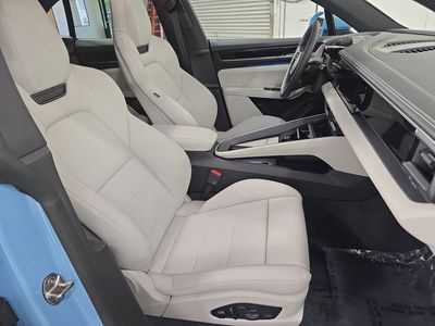 2026 Porsche Macan Electric - Photo 27