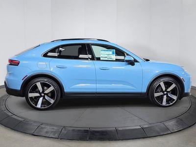 2026 Porsche Macan Electric - Photo 8