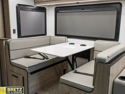 2026 Grand Design Lineage Series F - Photo 22