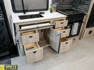 2026 Grand Design Lineage Series F - Photo 29