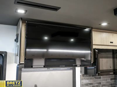 2026 Grand Design Lineage Series F - Photo 27