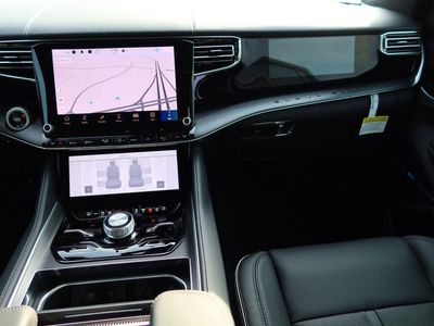 2026 2024 Jeep Grand Wagoneer L Series - Photo 10