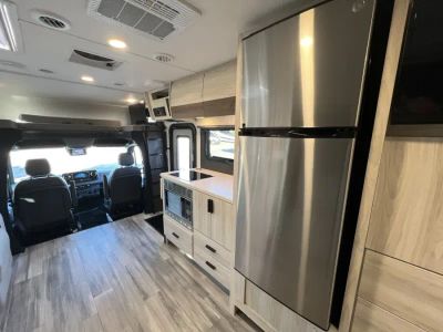 2023 Forest River SUNSEEKER — photo 9 view