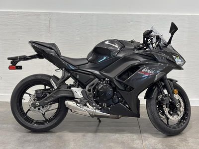 2026 Kawasaki Ninja 650 - Photo 11