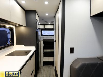 2026 Tiffin Motorhomes Open Trail - Photo 9