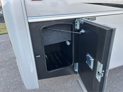 2026 Jayco Seneca - Photo 6