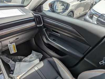 2026 Mazda CX-50 — photo 15 view