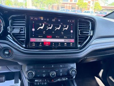 2021 Dodge Durango — photo 14 view