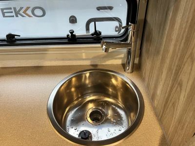 2026 Winnebago EKKO - Photo 9