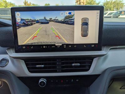 2026 Ford Explorer — photo 22 view