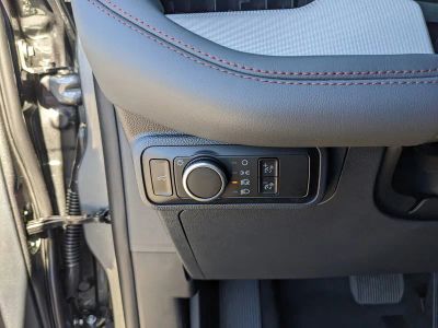 2026 Ford Explorer — photo 26 view