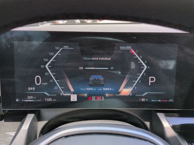 2026 BMW 5 Series - Photo 29