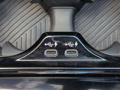 2026 BMW 5 Series - Photo 24