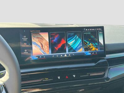 2026 BMW 5 Series — photo 31 view